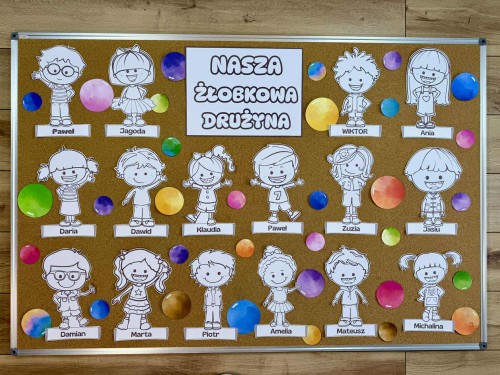 Dzień Żłobkowicza -Nasza Żłobkowa Drużyna -  Ilustracje dzieci z możliwością edycji imion  (1)