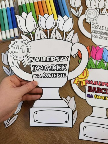 Puchary - Dzień Babci i Dziadka 