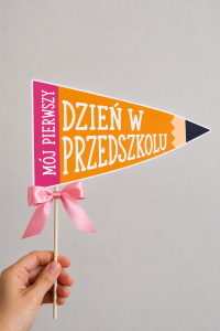 Mój Pierwszy Dzień W....... ( chorągiewki ) 
