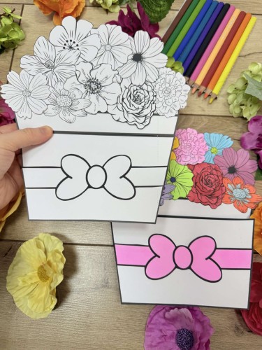 Bukiety Rozkładane z życzeniami - Dzień Mamy i Taty/ Dzień Rodziny 